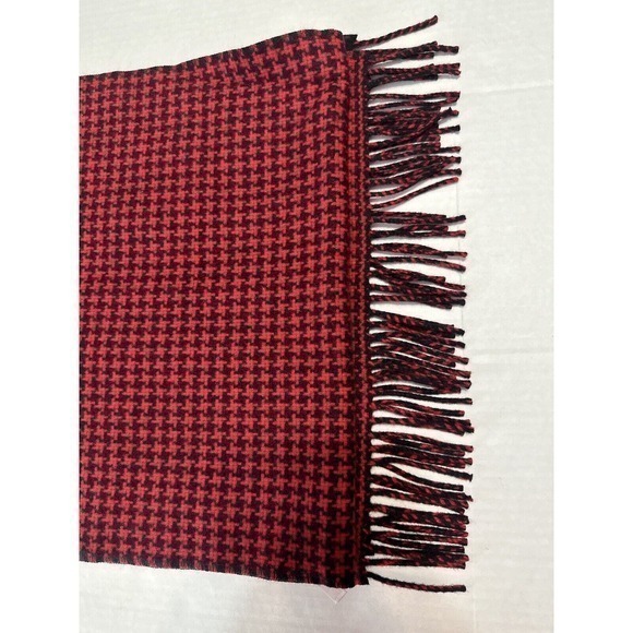 Talbots 100% Cashmere Wrap, Large Scarf Red‎ Black Houndstooth Pattern 16" x 70" - Picture 8 of 10